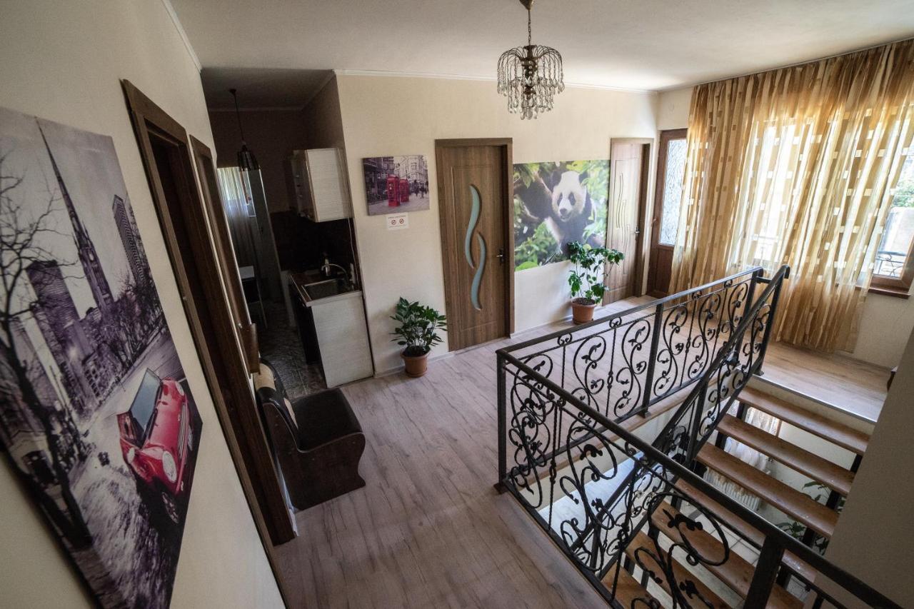 Hotel Happy Pandasn12 Bordżomi Zewnętrze zdjęcie